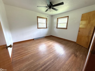 Charming  Affordable 3-Bedroom Home in North English, IA! Don't on Knoll Ridge Country Club in Iowa - for sale on GolfHomes.com, golf home, golf lot