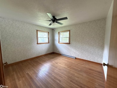 Charming  Affordable 3-Bedroom Home in North English, IA! Don't on Knoll Ridge Country Club in Iowa - for sale on GolfHomes.com, golf home, golf lot