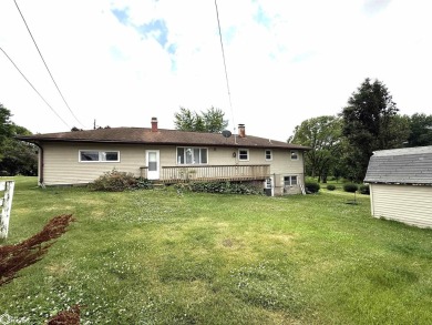 Charming  Affordable 3-Bedroom Home in North English, IA! Don't on Knoll Ridge Country Club in Iowa - for sale on GolfHomes.com, golf home, golf lot