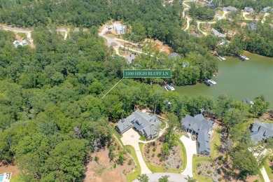 Tucked in a peaceful cove, this exceptional lakefront home site on Reynolds Lake Oconee - The Oconee in Georgia - for sale on GolfHomes.com, golf home, golf lot