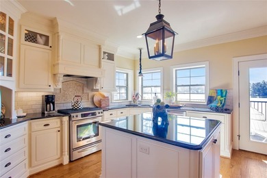 This stunning 4-bedroom, custom built 3408 sq ft lake front home on Hide-A-Way Lake Golf Course in Texas - for sale on GolfHomes.com, golf home, golf lot