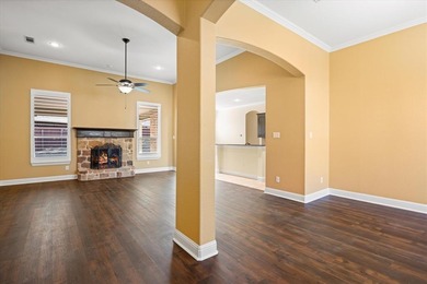 Beautiful 3-bedroom, 2.5-bath home with an oversized 3-car on Pecan Plantation Country Club in Texas - for sale on GolfHomes.com, golf home, golf lot