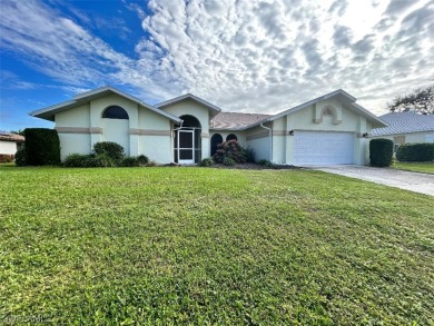 Motivated seller! New And Improved Price!!! Unbelievable Value & on Riverbend Golf and Country Club in Florida - for sale on GolfHomes.com, golf home, golf lot
