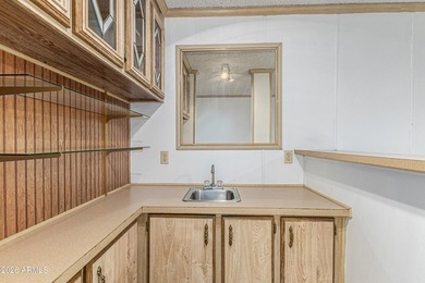 Perfect light renovation project!! Detached 16 * 15 (garage on Paradise Peak Golf Course in Arizona - for sale on GolfHomes.com, golf home, golf lot