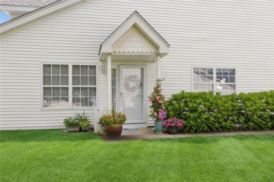 Welcome to 32 Summerfield Lane North, a sunlit and spacious on Long Island National Golf Club in New York - for sale on GolfHomes.com, golf home, golf lot