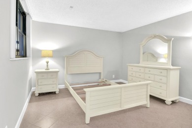 Don't miss this centrally located ground floor apartment with on The Country Club At Boca Raton in Florida - for sale on GolfHomes.com, golf home, golf lot