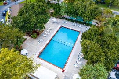 Highly Sought, seldom available, *King* apartment on Palm-Aire Country Club and Resort - The Oaks in Florida - for sale on GolfHomes.com, golf home, golf lot