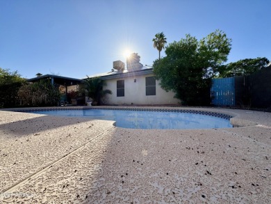 You are going to really like the potential of this Glendale on Desert Mirage Golf Course in Arizona - for sale on GolfHomes.com, golf home, golf lot