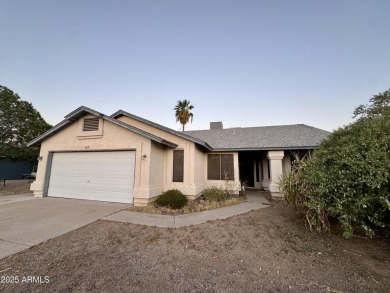 You are going to really like the potential of this Glendale on Desert Mirage Golf Course in Arizona - for sale on GolfHomes.com, golf home, golf lot