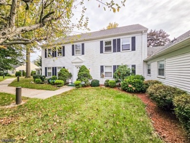 Welcome to this beautifully updated 2-bedroom, 2-bath condo with on Rossmoor Golf Club in New Jersey - for sale on GolfHomes.com, golf home, golf lot