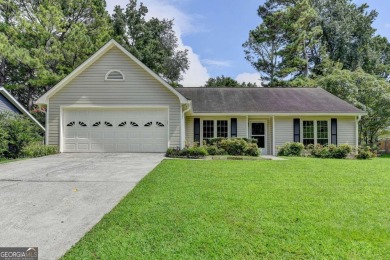 Welcome home! This fully updated 3 bedroom, 2 bath ranch has a on Heritage Golf Links in Georgia - for sale on GolfHomes.com, golf home, golf lot