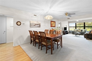 Unleash your inner golfer in this furnished-turnkey END UNIT on Vista Plantation Golf Club in Florida - for sale on GolfHomes.com, golf home, golf lot