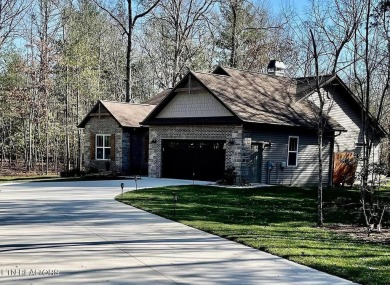 Scenic golf front home on #2 green of Brae Golf Course at on Heatherhurst Golf Course in Tennessee - for sale on GolfHomes.com, golf home, golf lot