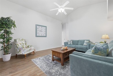 Move in ready, split floor plan home features 2 bedrooms, 2 on Polo Park Golf Course in Florida - for sale on GolfHomes.com, golf home, golf lot