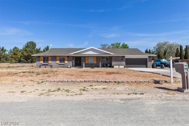 Recently renovated just waiting for your final touches for on Lakeview Executive Golf Course in Nevada - for sale on GolfHomes.com, golf home, golf lot