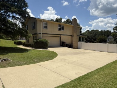 Beautifully updated and well maintained multi-level home in on Killearn Country Club and Inn in Florida - for sale on GolfHomes.com, golf home, golf lot