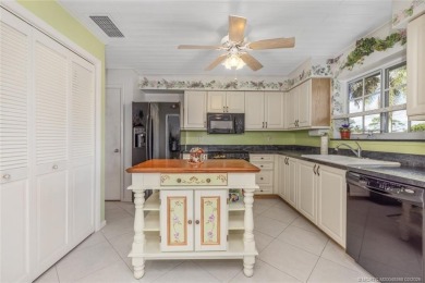 This end unit is lighter and brighter! Vaulted ceiling too. 3 on Martin Downs Country Club in Florida - for sale on GolfHomes.com, golf home, golf lot