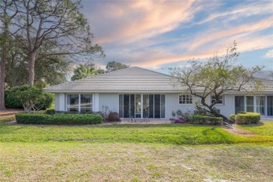 This end unit is lighter and brighter! Vaulted ceiling too. 3 on Martin Downs Country Club in Florida - for sale on GolfHomes.com, golf home, golf lot