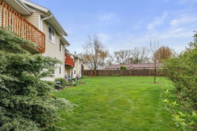 Golfview Townhouse Condo boasts great updates, a quiet secluded on Lake Windsor Country Club in Wisconsin - for sale on GolfHomes.com, golf home, golf lot