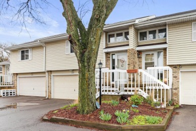 Golfview Townhouse Condo boasts great updates, a quiet secluded on Lake Windsor Country Club in Wisconsin - for sale on GolfHomes.com, golf home, golf lot