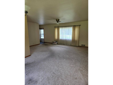 Discover charm and comfort in this 2 bedroom, 1 bath ranch style on Quail Creek Country Club in Illinois - for sale on GolfHomes.com, golf home, golf lot