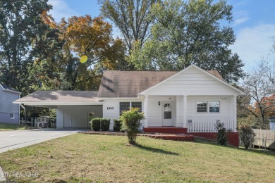 This 4-bedroom, 3-bath home is located in a quiet North on Whittle Springs Golf Course in Tennessee - for sale on GolfHomes.com, golf home, golf lot