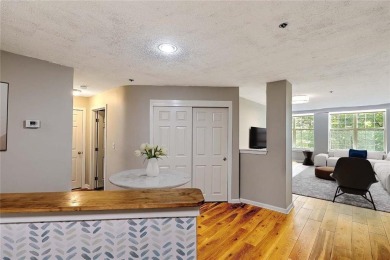 This lovely one bed, one bath condo is located within the much on Kirkbrae Country Club in Rhode Island - for sale on GolfHomes.com, golf home, golf lot