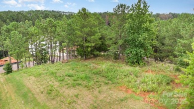 Rare opportunity to build on one of the last remaining lots in on Edgewater Golf Club in South Carolina - for sale on GolfHomes.com, golf home, golf lot