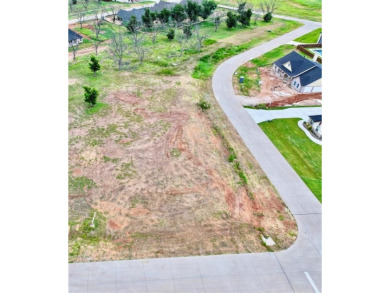 New homesite on an oversized corner lot, cleared and ready to on Pecan Plantation Country Club in Texas - for sale on GolfHomes.com, golf home, golf lot