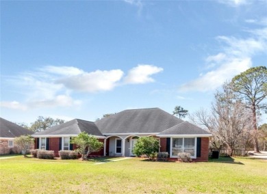 **Open House Sunday, 02/23/25 2:00pm to 4:00pm.**
Beautiful on Cypress Country Club and Golf Club  in Alabama - for sale on GolfHomes.com, golf home, golf lot