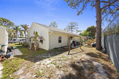 Fully updated and move-in ready home in the desirable Golden on Martin County Golf Course in Florida - for sale on GolfHomes.com, golf home, golf lot