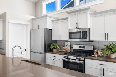 Fresh on the market, this charming & cherished home sits at the on Hunters Point Golf Club in Idaho - for sale on GolfHomes.com, golf home, golf lot