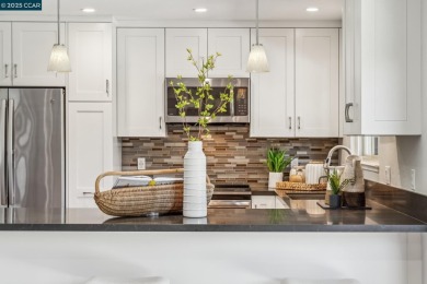 Offers by 10am, Wed, 6/4. Beautiful single-level home on Boundary Oak Golf Course in California - for sale on GolfHomes.com, golf home, golf lot