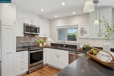 Offers by 10am, Wed, 6/4. Beautiful single-level home on Boundary Oak Golf Course in California - for sale on GolfHomes.com, golf home, golf lot