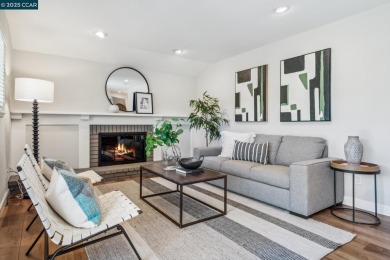 Offers by 10am, Wed, 6/4. Beautiful single-level home on Boundary Oak Golf Course in California - for sale on GolfHomes.com, golf home, golf lot