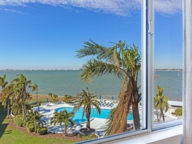 PENTHOUSE CONDO- Rare Furnished Penthouse Condo in stunning Isla on Isla Del Sol Yacht and Country Club in Florida - for sale on GolfHomes.com, golf home, golf lot
