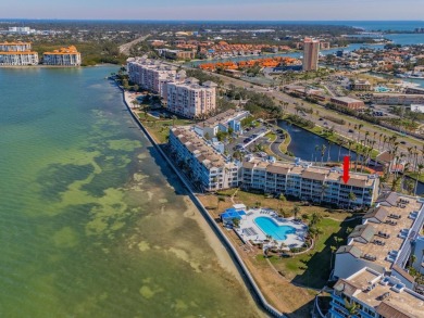 PENTHOUSE CONDO- Rare Furnished Penthouse Condo in stunning Isla on Isla Del Sol Yacht and Country Club in Florida - for sale on GolfHomes.com, golf home, golf lot