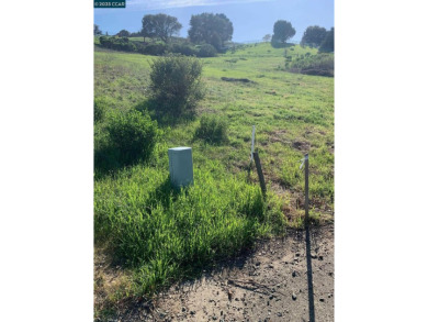 This is a perfect location to build your dream home. Located on Hiddenbrooke Golf Club in California - for sale on GolfHomes.com, golf home, golf lot