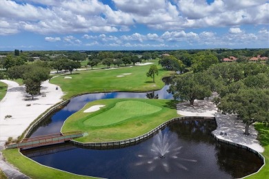 Under contract-accepting backup offers. Under contract-accepting on Palm Aire Country Club of Sarasota in Florida - for sale on GolfHomes.com, golf home, golf lot