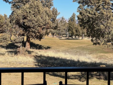 Beautifully located chalet on the RIdge Course in Eagle Crest on Eagle Crest Golf Resort - Resort Course in Oregon - for sale on GolfHomes.com, golf home, golf lot