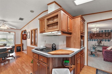 An Affordable Find in a Fantastic Community;This 1990 Palm on Plantation Golf Club in Florida - for sale on GolfHomes.com, golf home, golf lot
