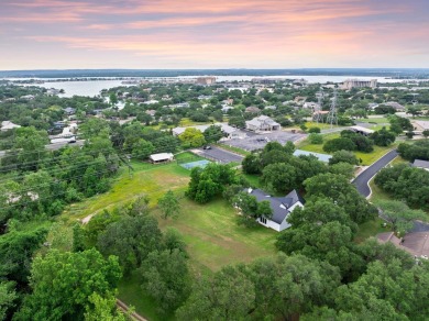 Welcome to 125 Cardinal- your dream home in the heart of on Horseshoe Bay Private Golf Course in Texas - for sale on GolfHomes.com, golf home, golf lot