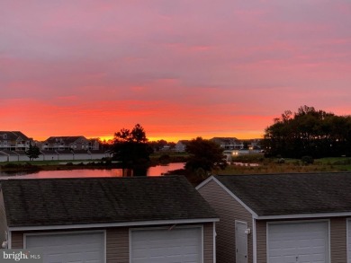 Want to see spectacular sunrises and sunsets, all from the on Bethany Bay Golf Club in Delaware - for sale on GolfHomes.com, golf home, golf lot