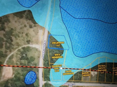 Nice lot .493 acres in the City Limits of Runaway Bay.  Is on The Club At Runaway Bay in Texas - for sale on GolfHomes.com, golf home, golf lot