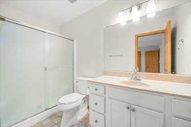 Absolutely lovely townhome in Swanbrooke of Prestbury invites on Bliss Creek Golf Club in Illinois - for sale on GolfHomes.com, golf home, golf lot