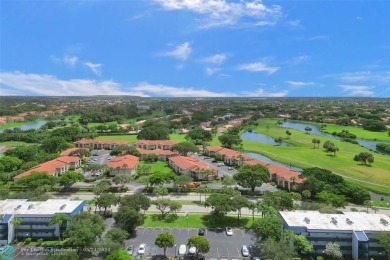 MOVE IN READY! DELIGHTFUL! UPGRADED. 2/2 PLUS DEN, FRESHLY on The Carolina Club in Florida - for sale on GolfHomes.com, golf home, golf lot