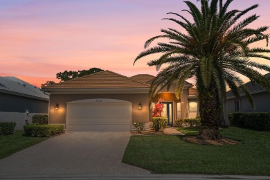 Charming Single-Family Home - This well-maintained 3-bedroom on Monarch Country Club in Florida - for sale on GolfHomes.com, golf home, golf lot