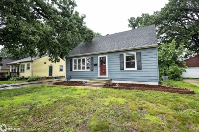 Check out this 3-bedroom home in an appealing location near on Highland Park Golf Course in Iowa - for sale on GolfHomes.com, golf home, golf lot