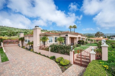 Welcome to a sprawling custom-built residence boasting one level on Los Verdes Golf Course in California - for sale on GolfHomes.com, golf home, golf lot