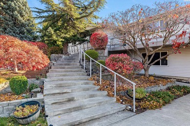 MLS# 288820 Looking for a MULTI-GEN home with no steps entry on Meadow Springs Country Club in Washington - for sale on GolfHomes.com, golf home, golf lot